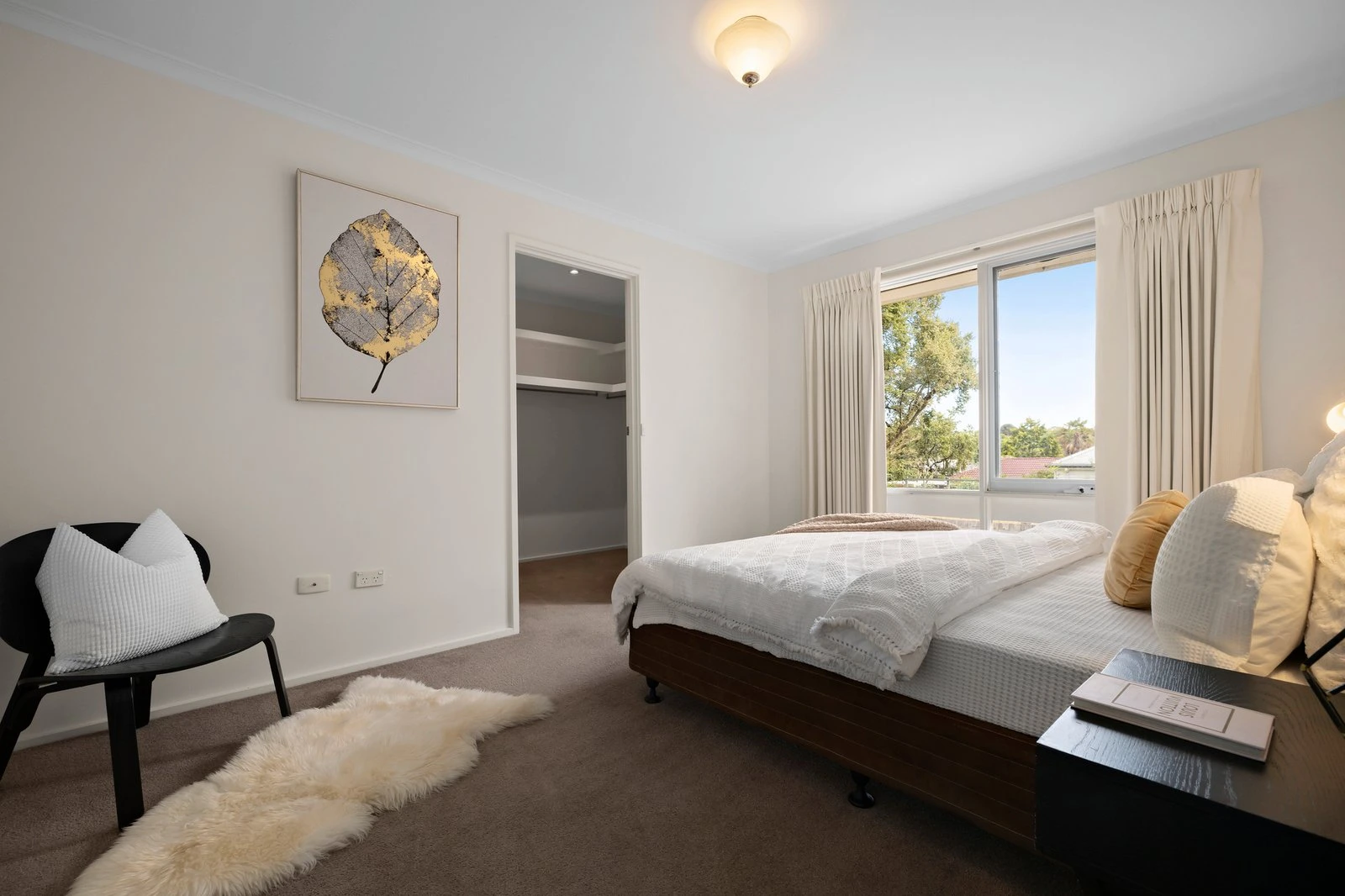 1/6 Suffolk Road, Surrey Hills, 3127