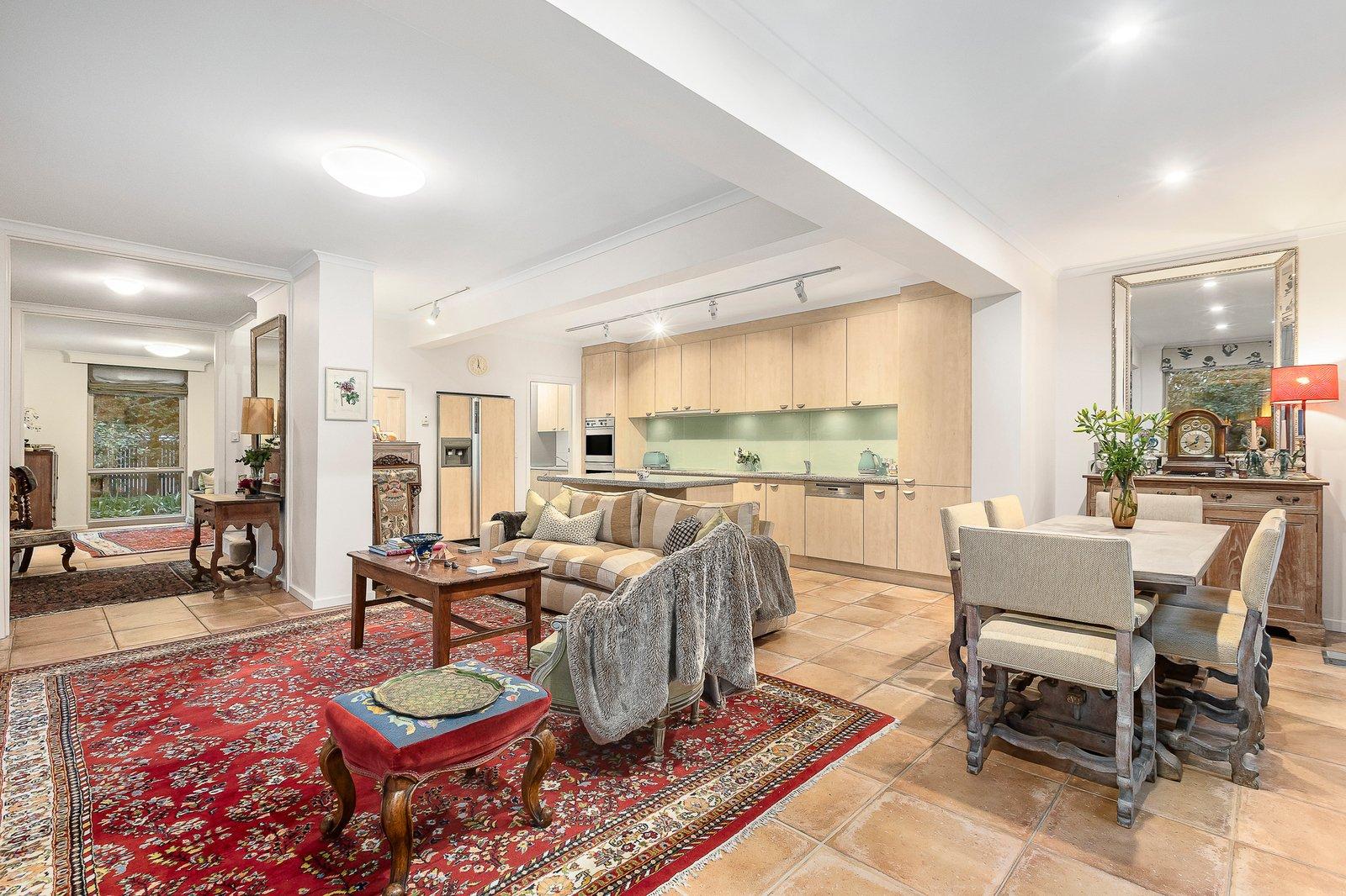 1/64 Irving Road, Toorak, 3142