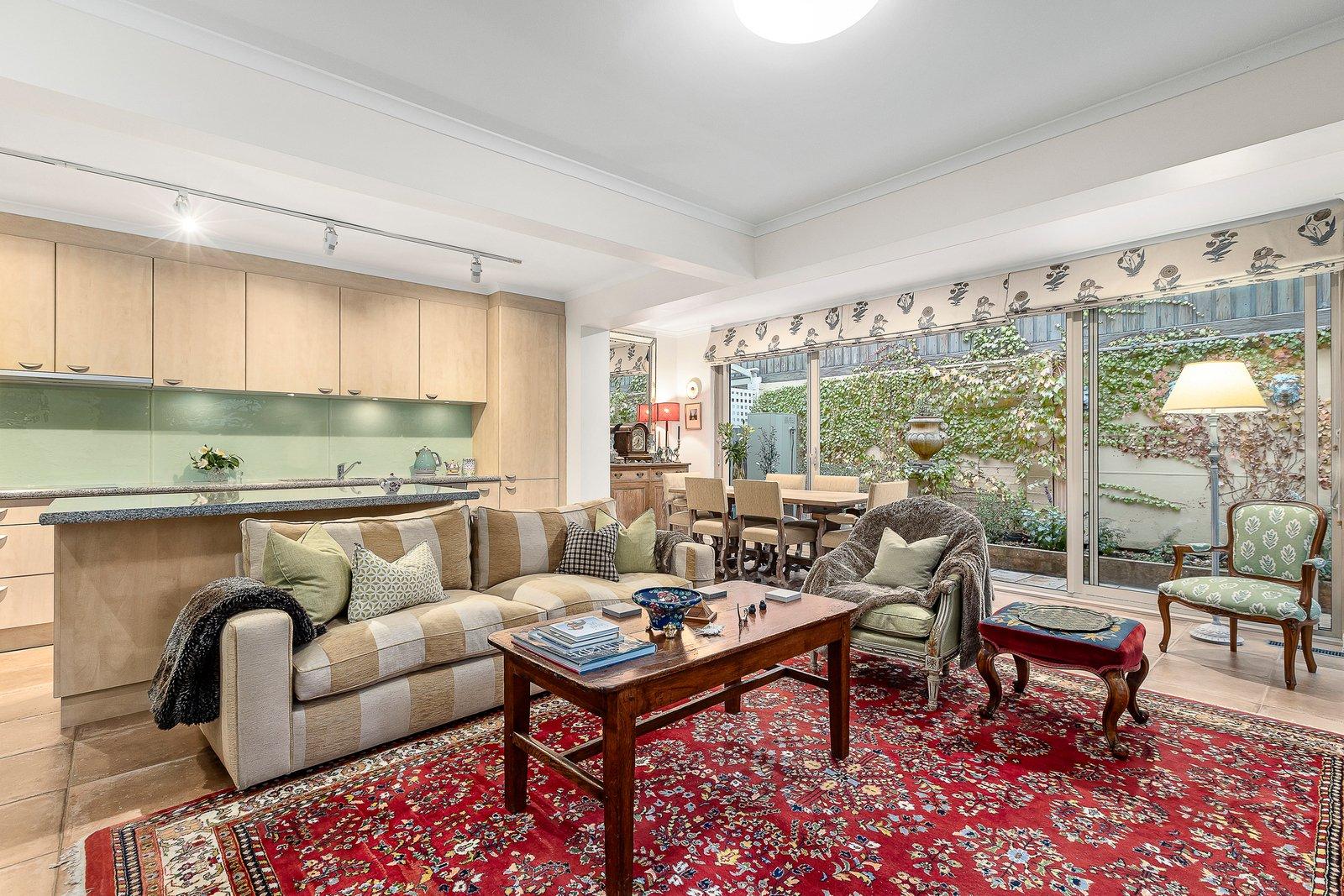 1/64 Irving Road, Toorak, 3142