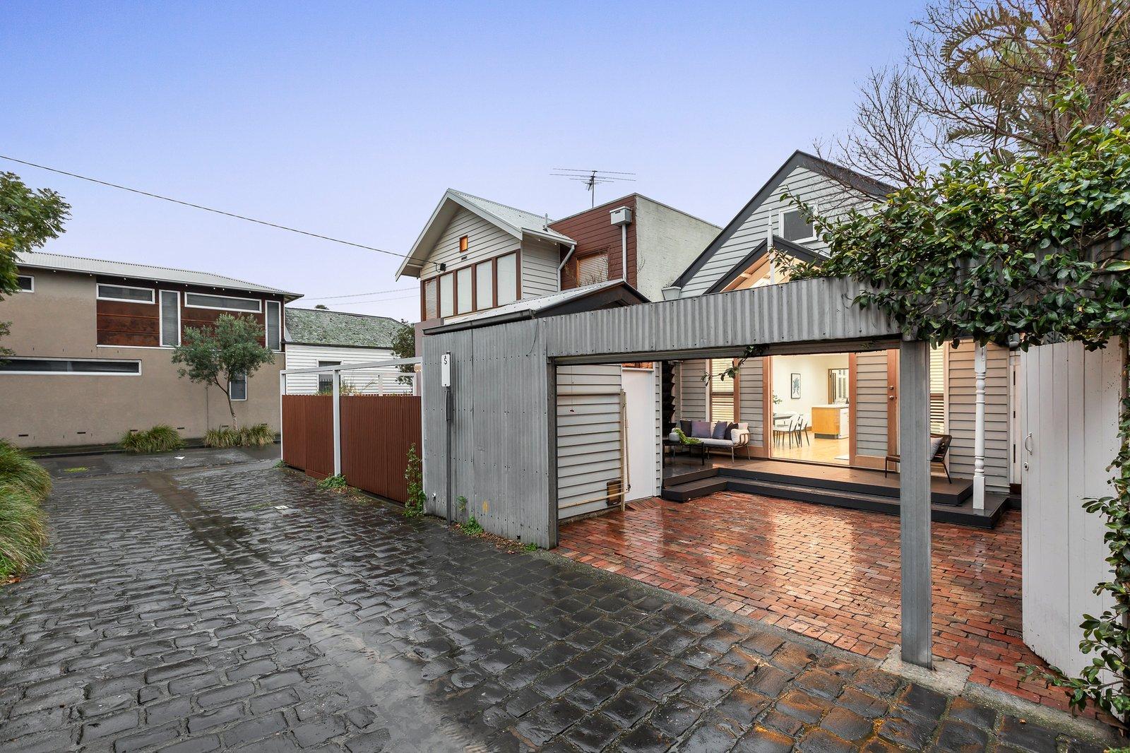 165 Esplanade West, Port Melbourne, 3207