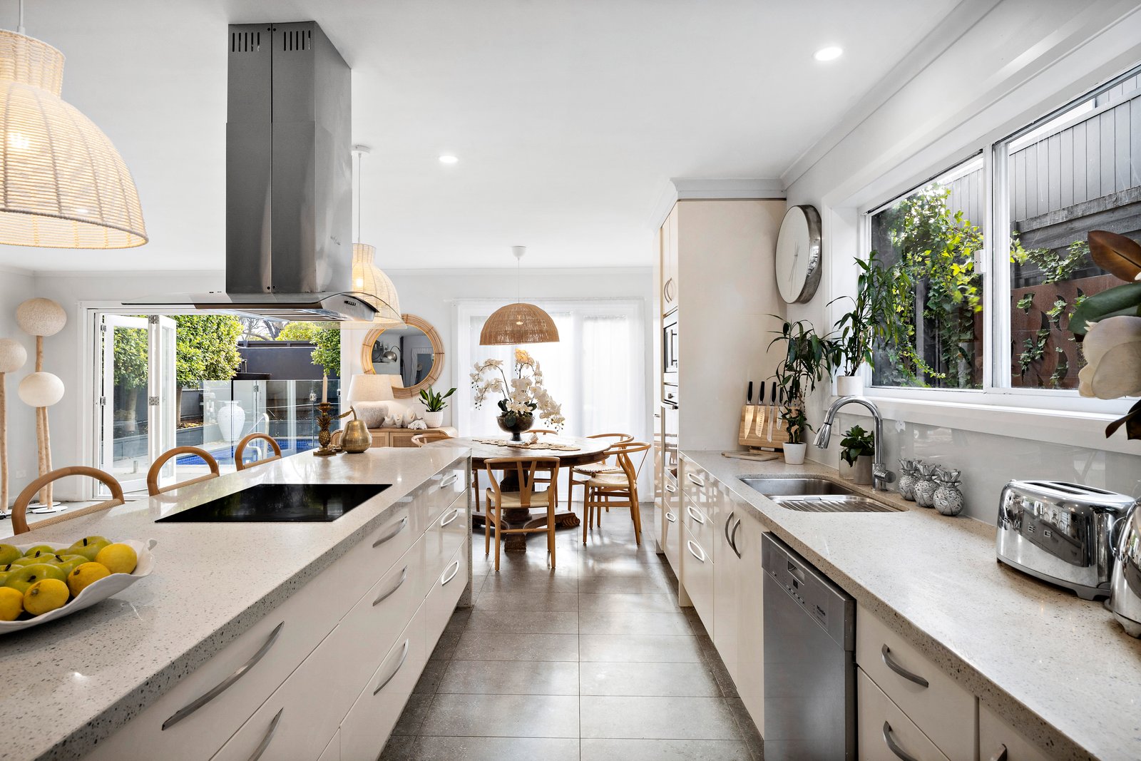 1/669 Esplanade, Mornington, 3931