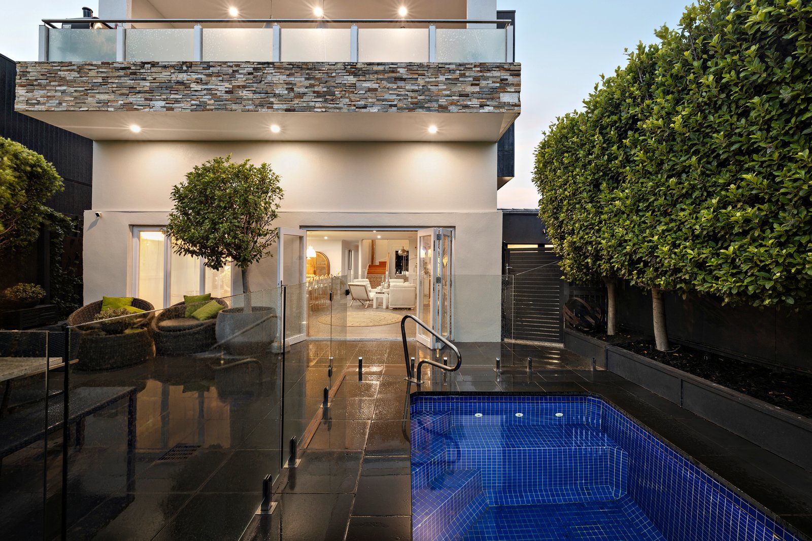 1/669 Esplanade, Mornington, 3931