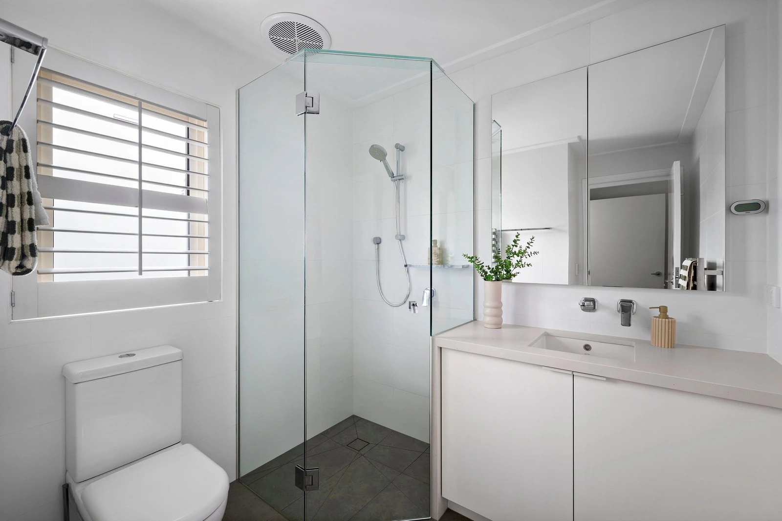 17 The Cove, Port Melbourne, 3207