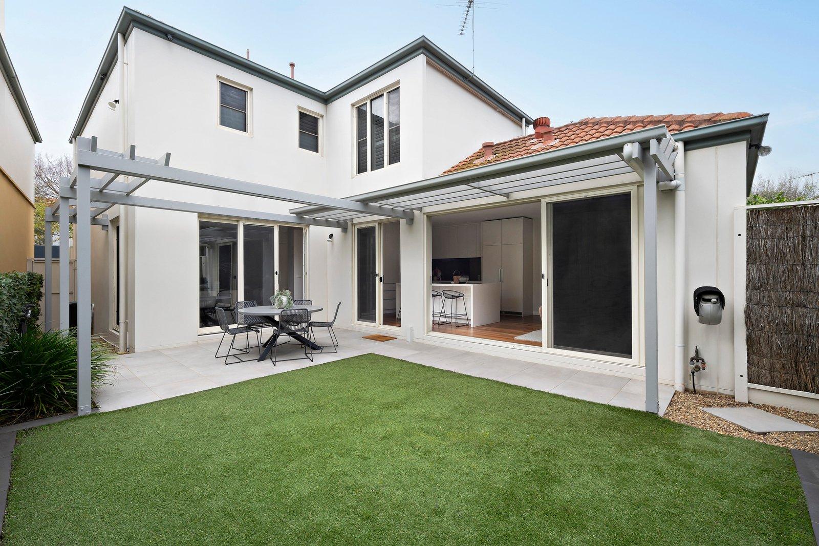 17 The Cove, Port Melbourne, 3207