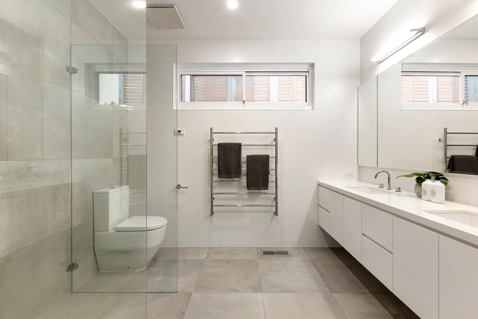 17 Hartwell Hill Road, Camberwell, 3124