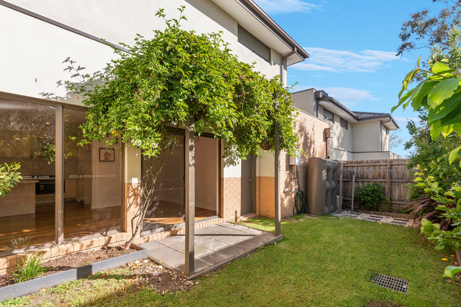 1/7 Huon Grove, Ashburton, Vic