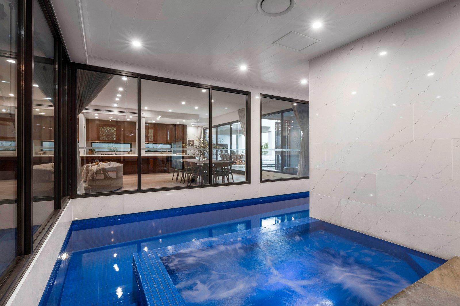 17 Iona Avenue, Toorak, 3142