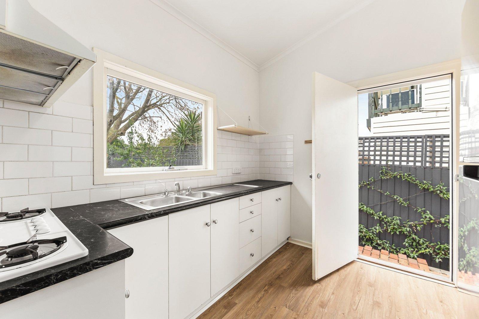 17 Leopold Street, Glen Iris, 3146