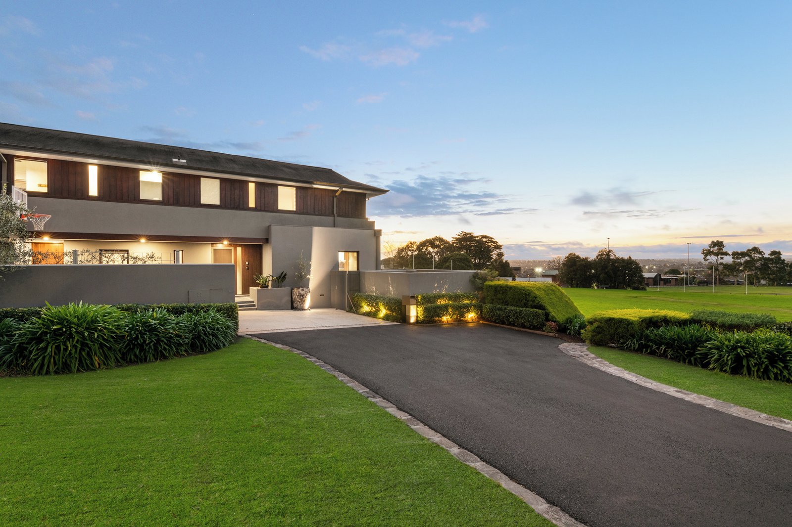 17 Millah Road, Balwyn, 3103