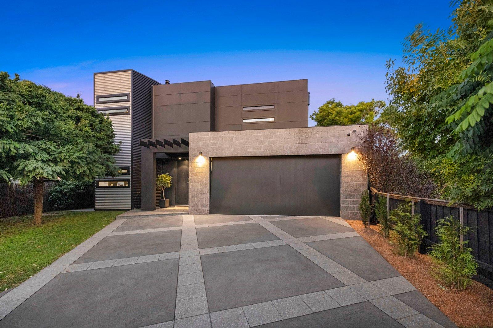 1/8 Balcombe Street, Mornington, 3931