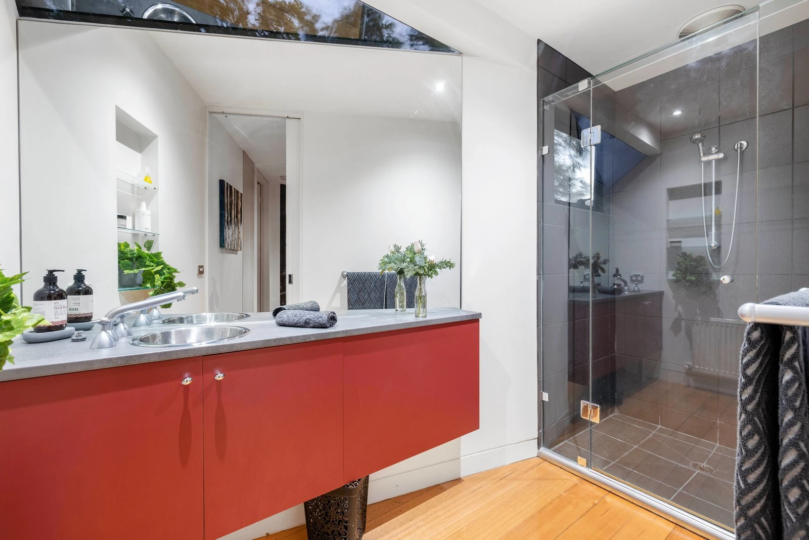 1/8 Balcombe Street, Mornington, 3931