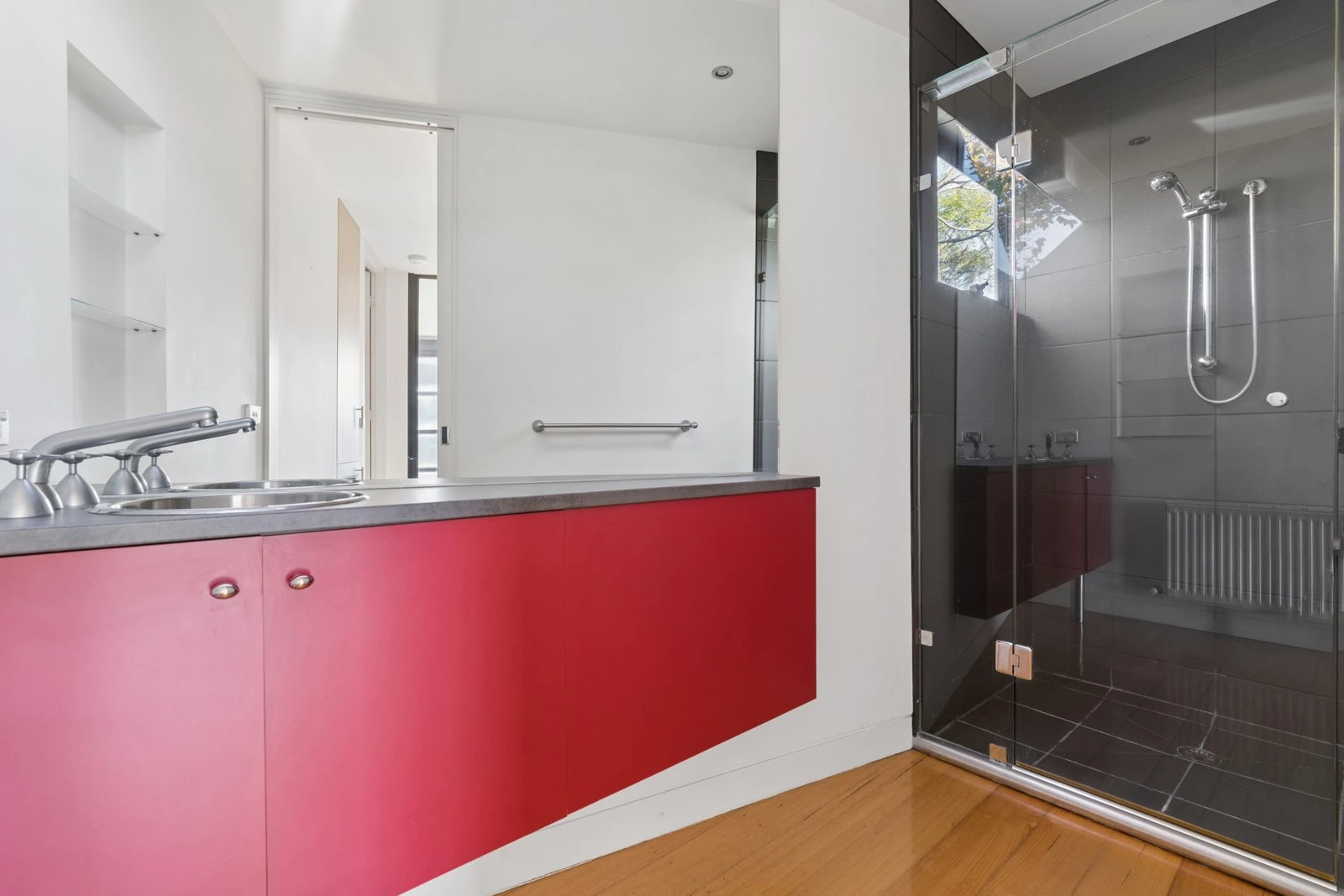 1/8 Balcombe Street, Mornington, 3931