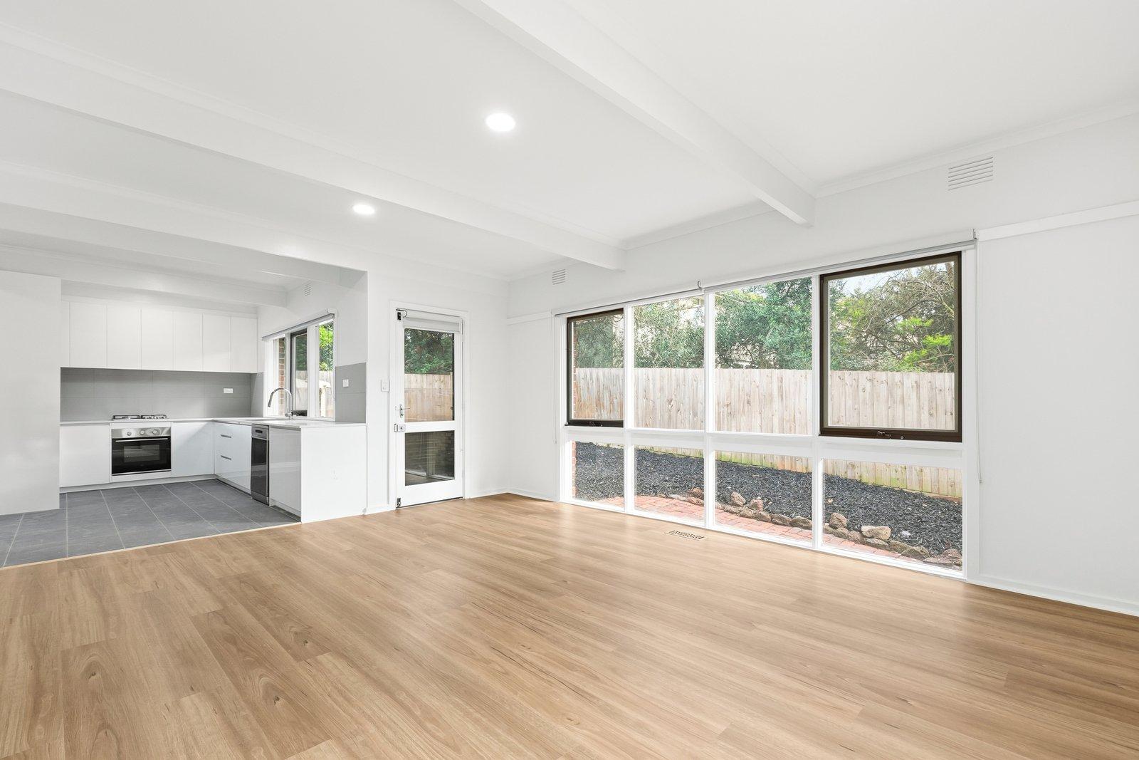 18 Bernborough Avenue, Balwyn, 3103