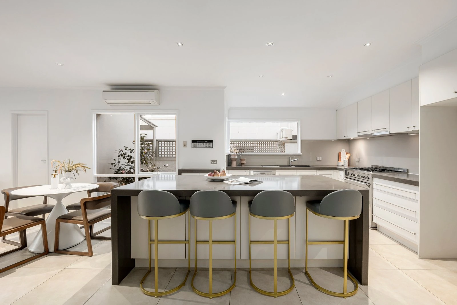 18 Bluff Street, Hawthorn East, 3123