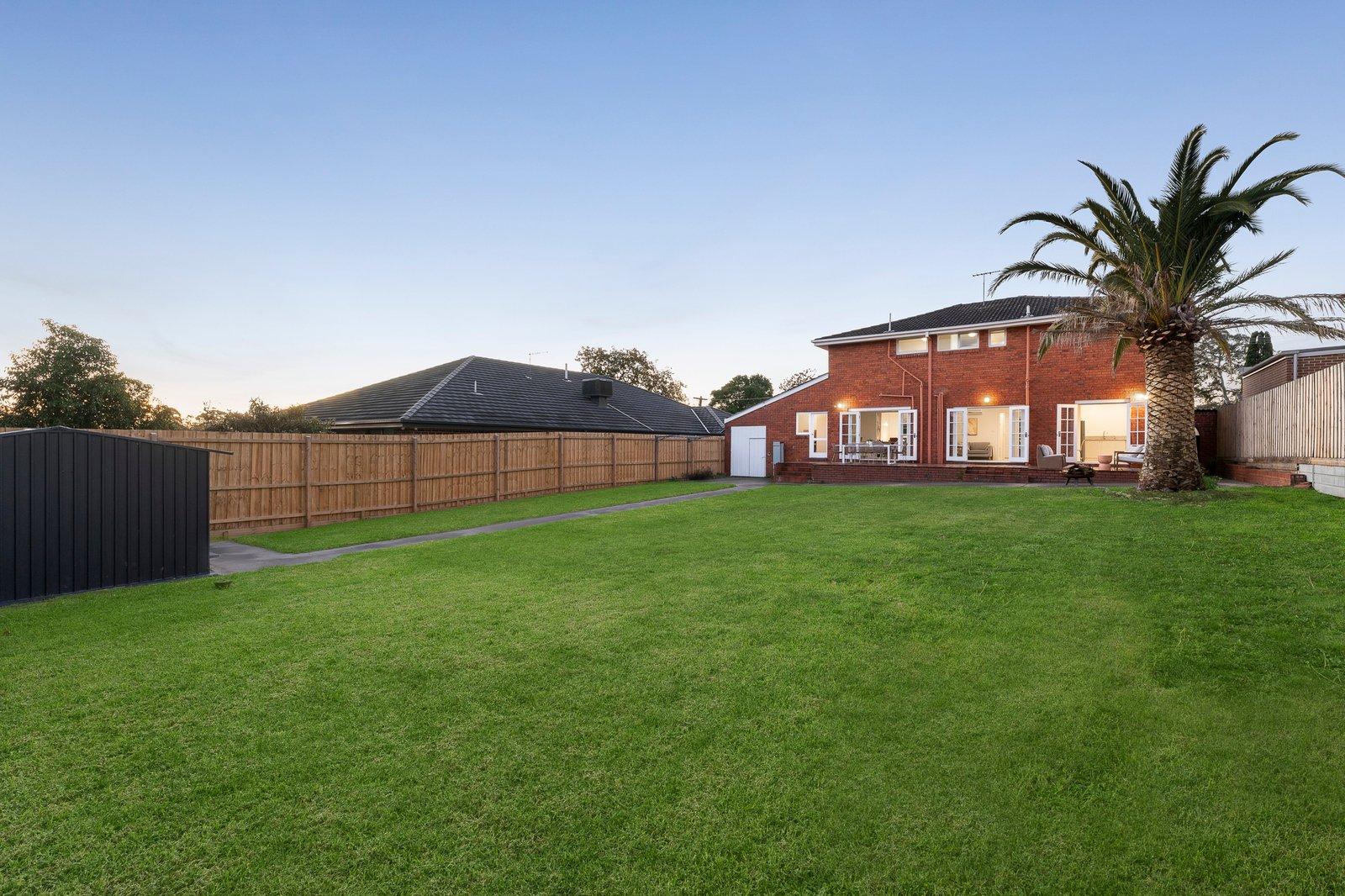 18 Callanish Road, Camberwell, 3124