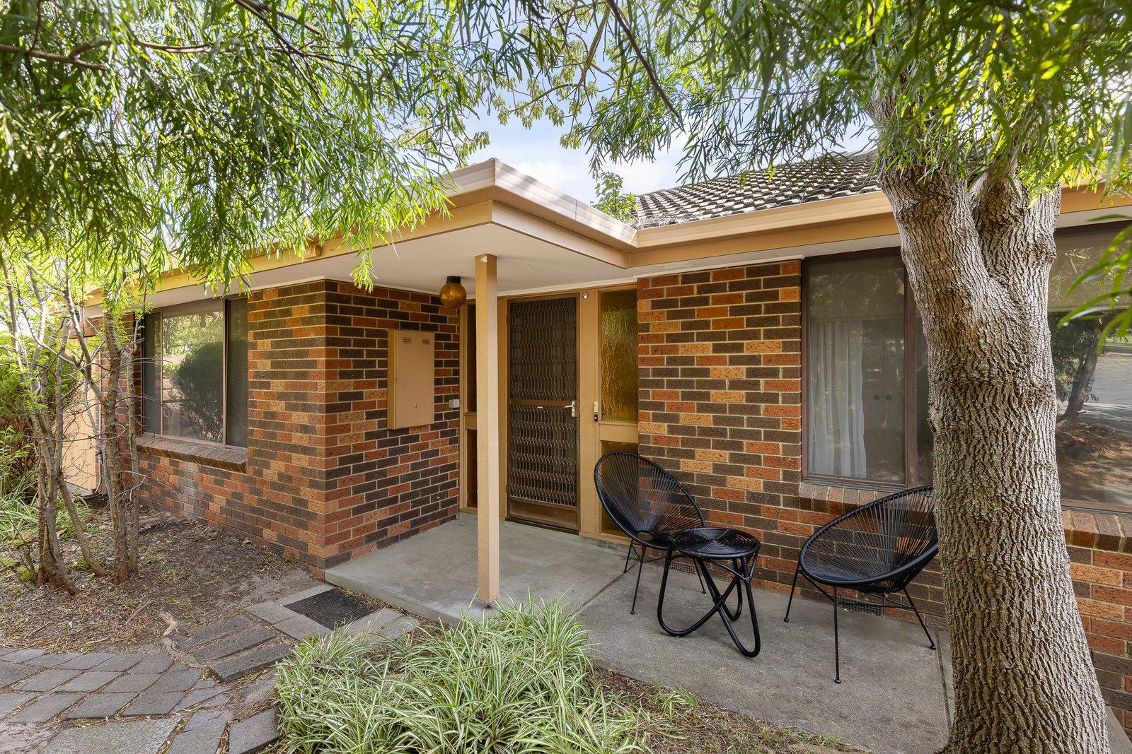 1/8 Norfolk Road, Surrey Hills, 3127