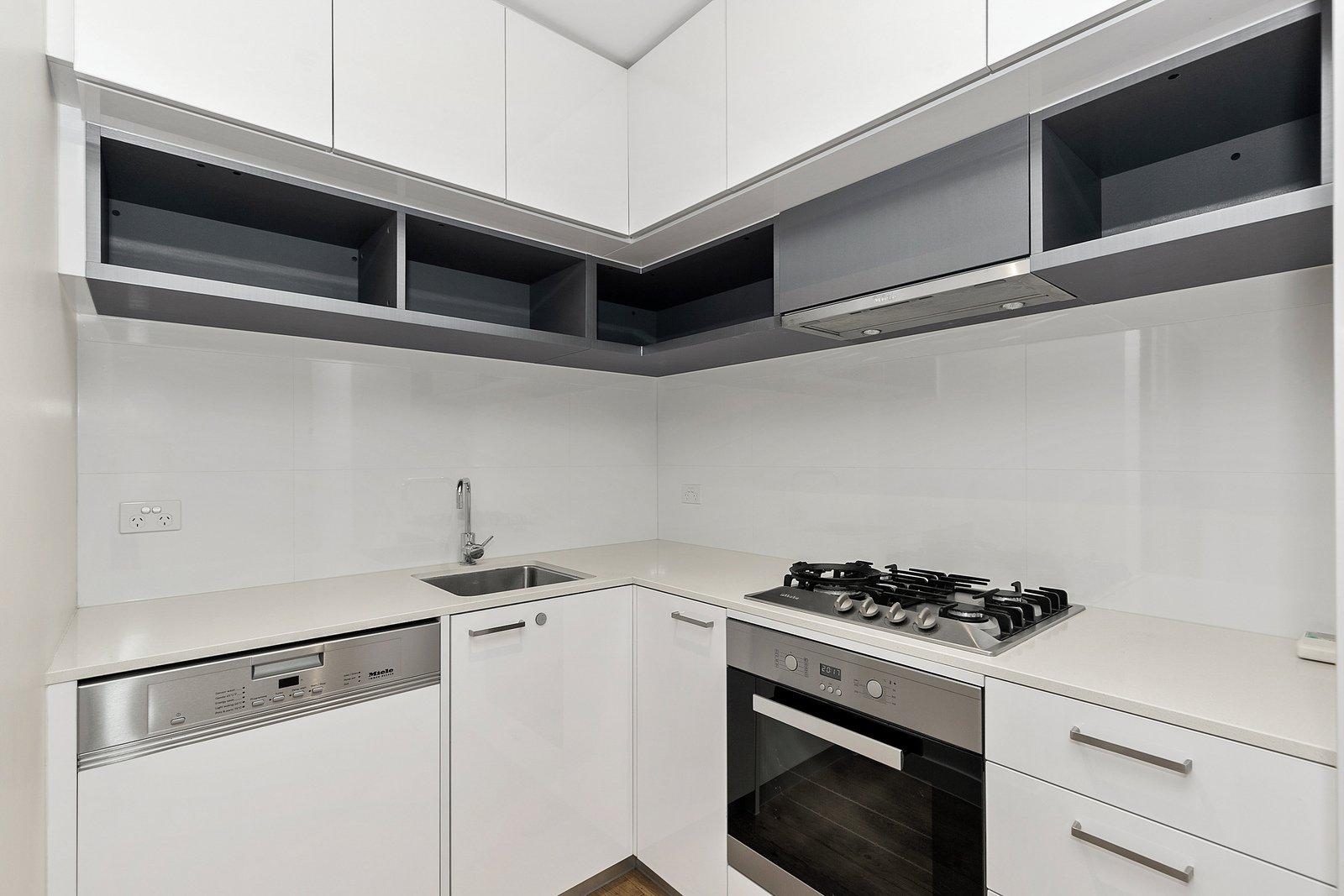 18/872-874 Doncaster Road, Doncaster East, 3109