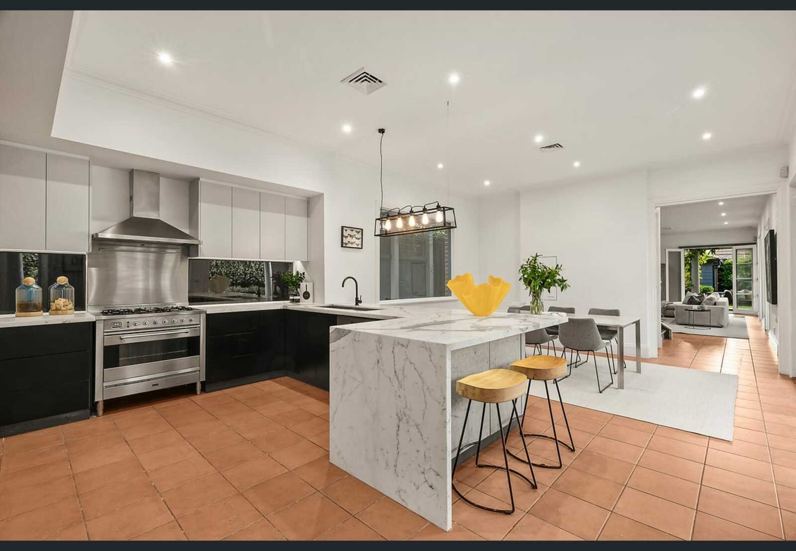 19 Willoby Avenue, Glen Iris, 3146