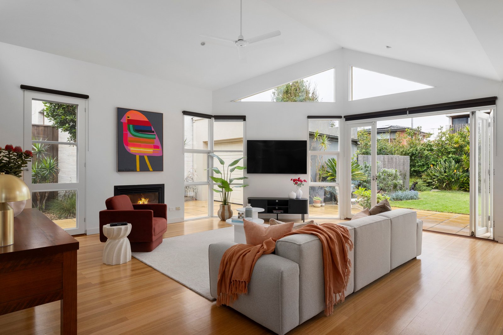 19 Burns Street, Elwood, 3184