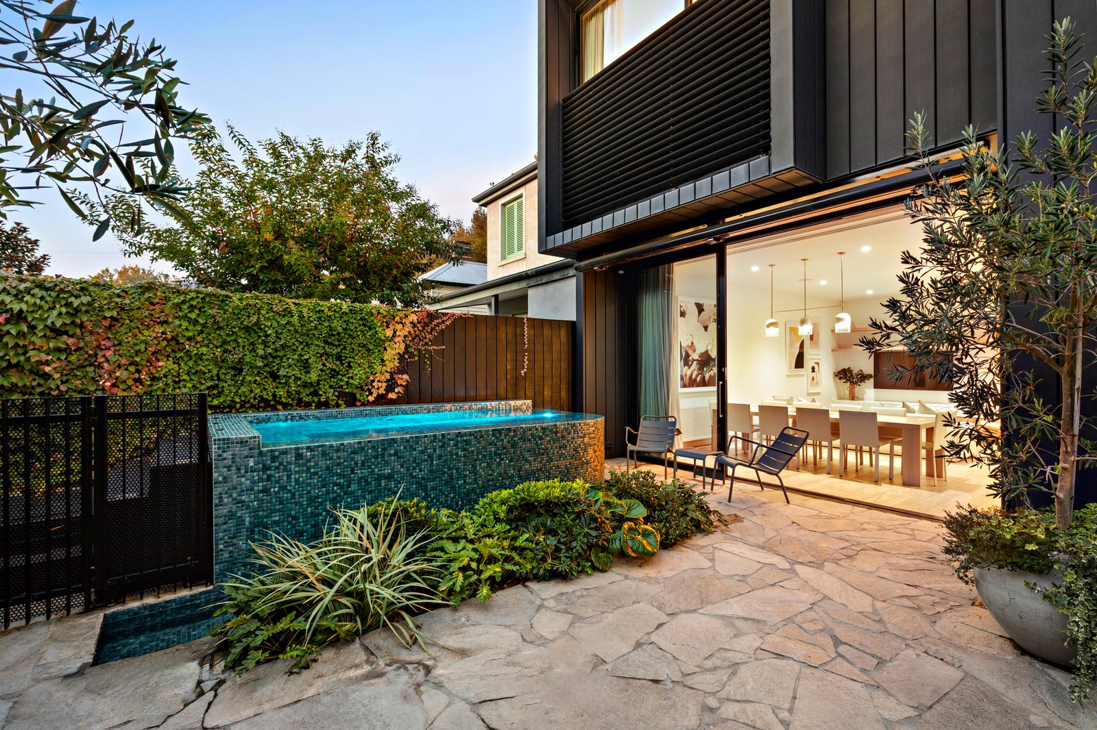 19 Chatsworth Road, Prahran, 3181