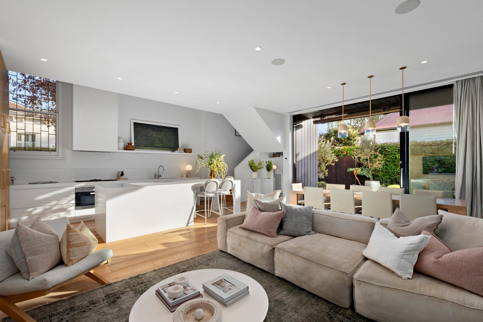 19 Chatsworth Road, Prahran, 3181