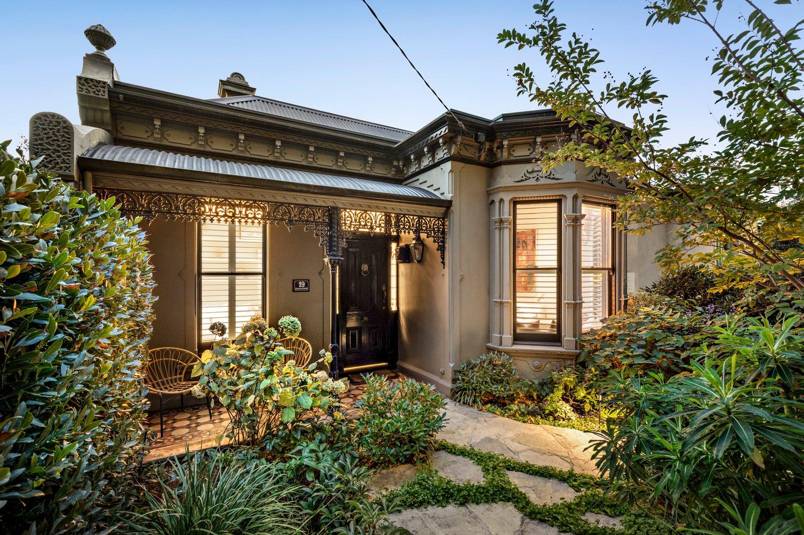 19 Chatsworth Road, Prahran, 3181