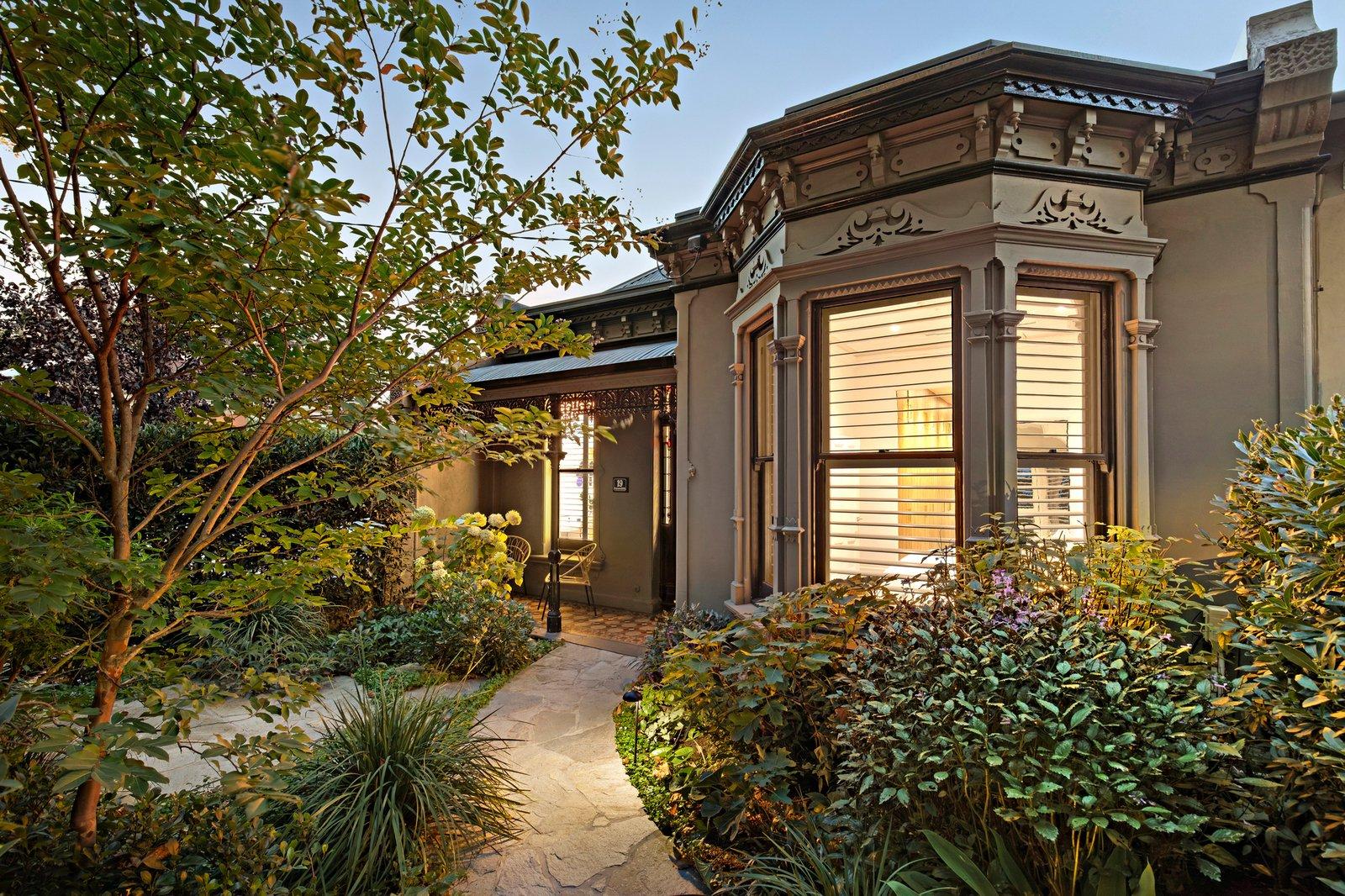 19 Chatsworth Road, Prahran, 3181
