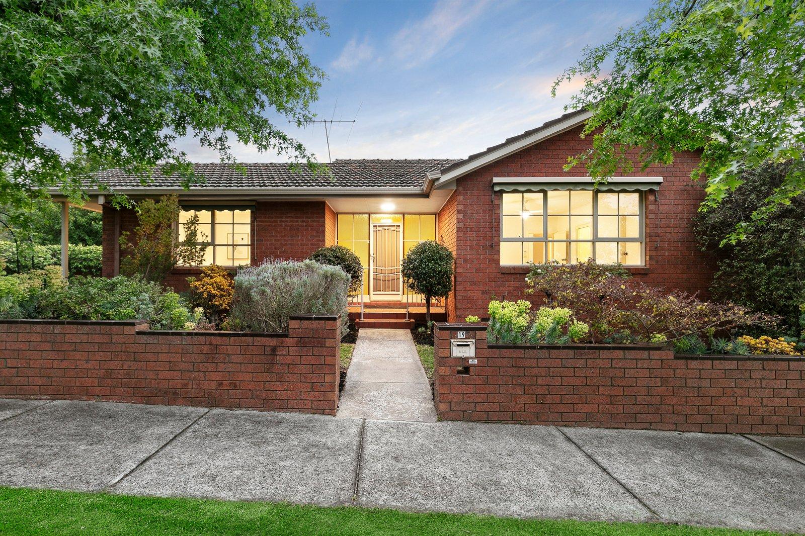 19 Glyndon Road, Camberwell, 3124