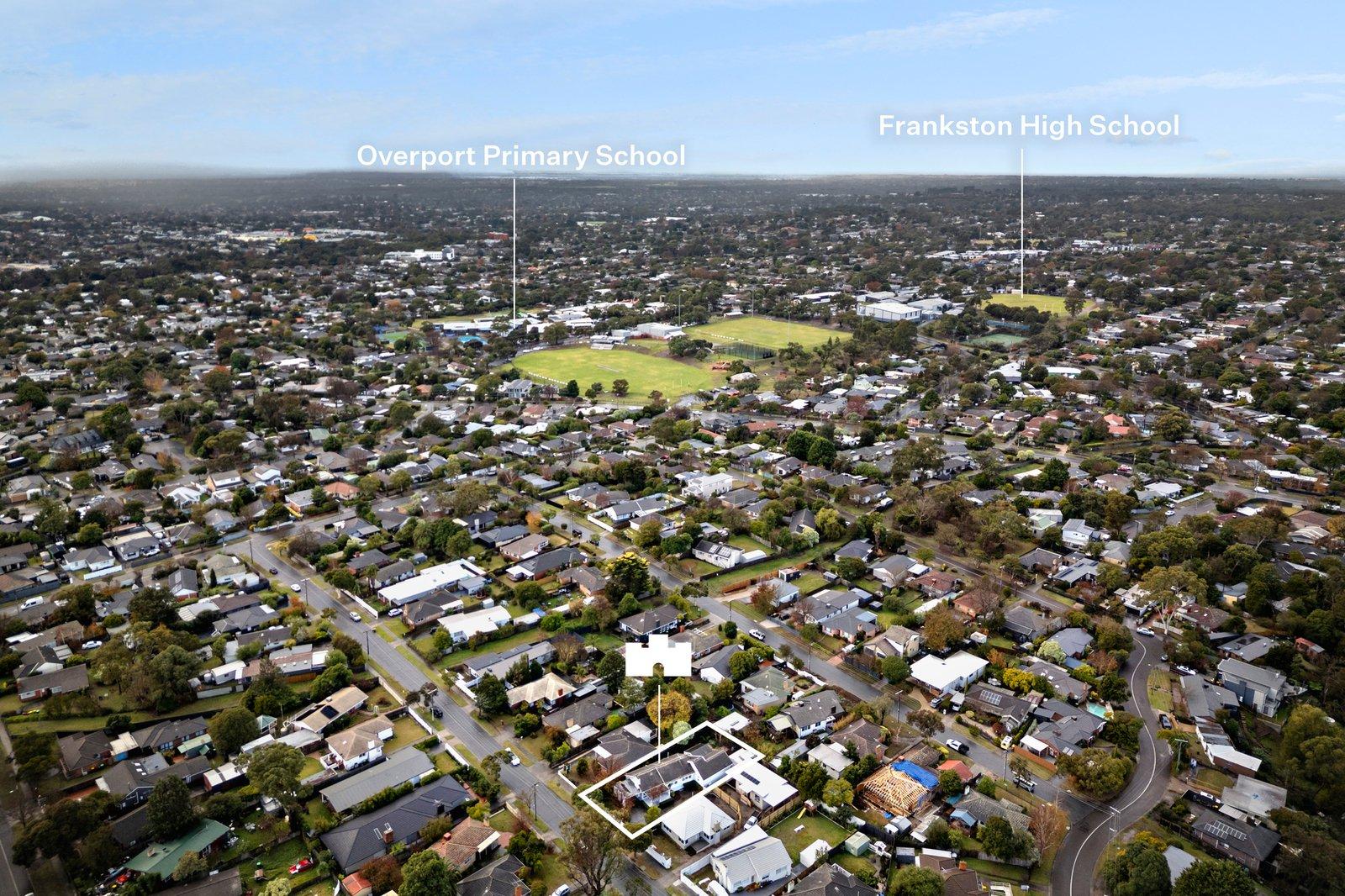 19 Stradbroke Avenue, Frankston South, 3199