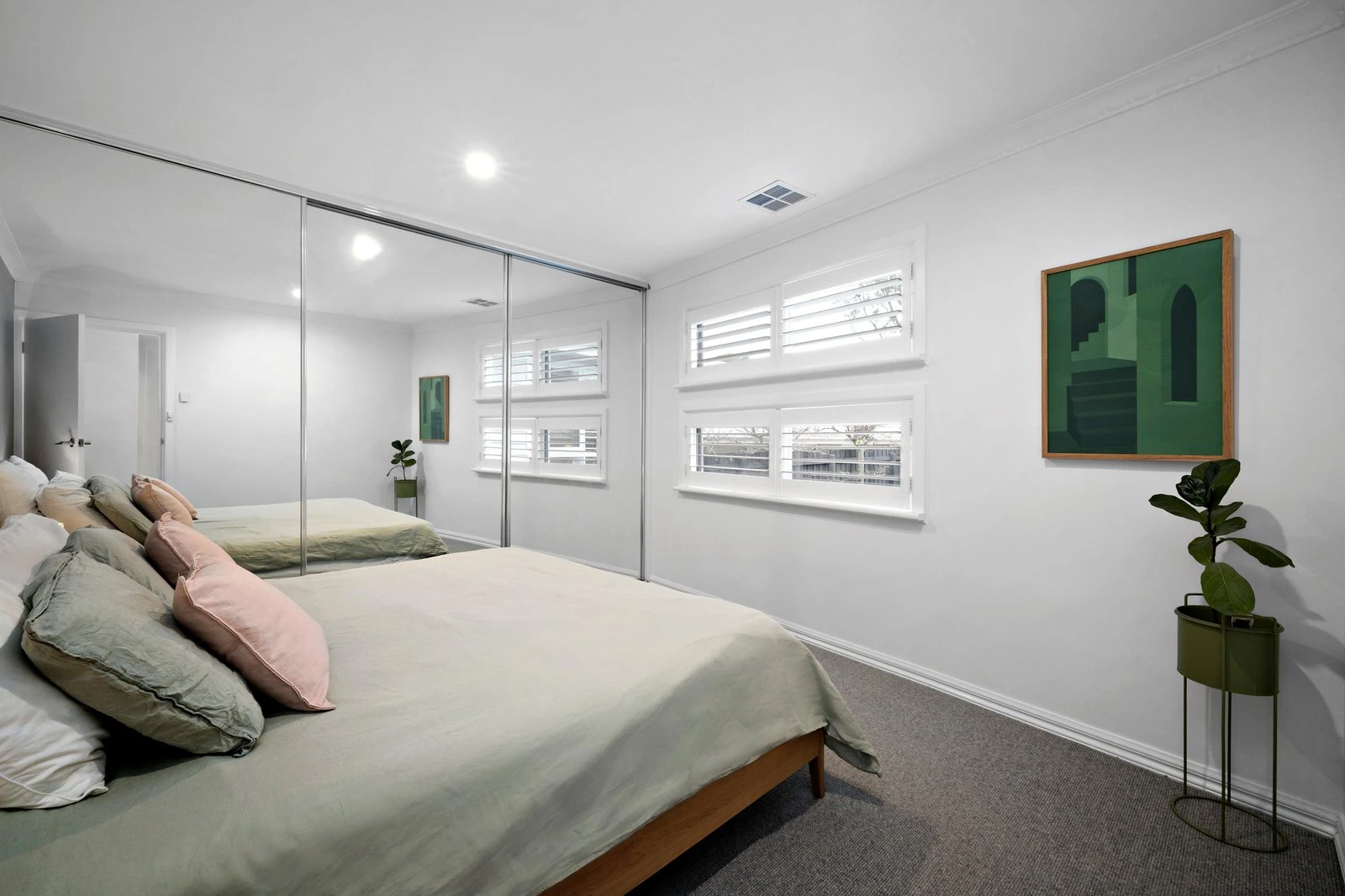 19 Stradbroke Avenue, Frankston South, 3199