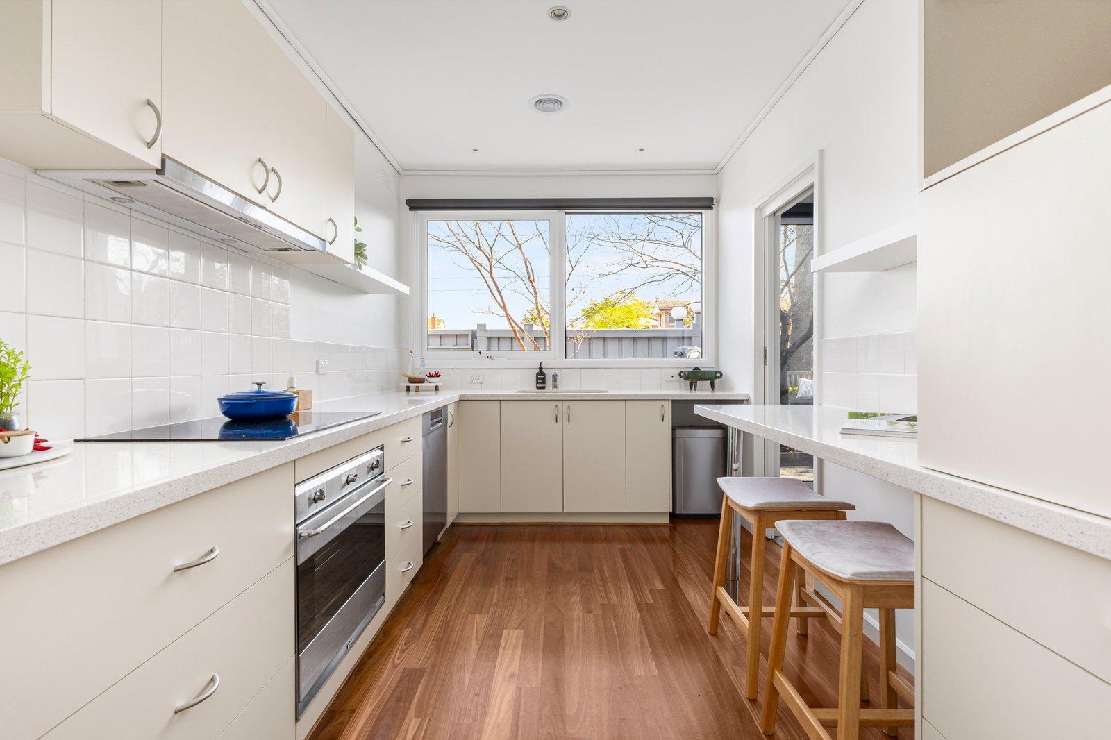 1/910 Burke Road, Deepdene, 3103
