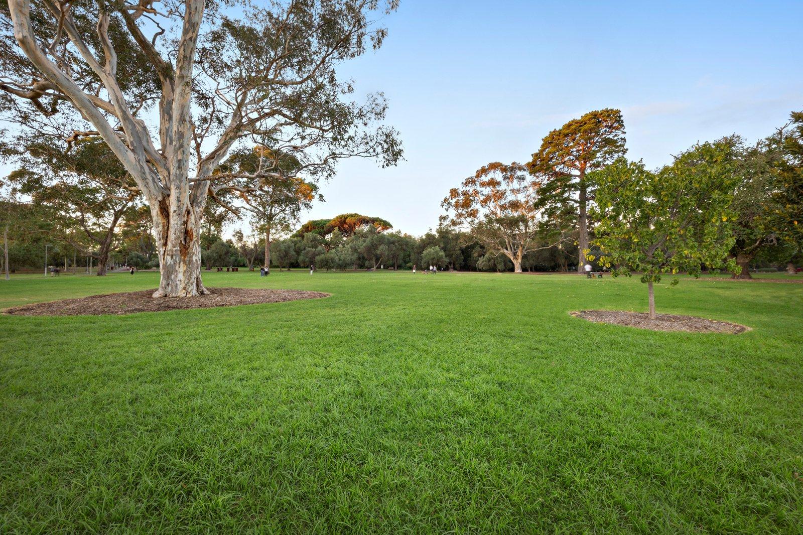 1/95A Alma Road, St Kilda East, 3183