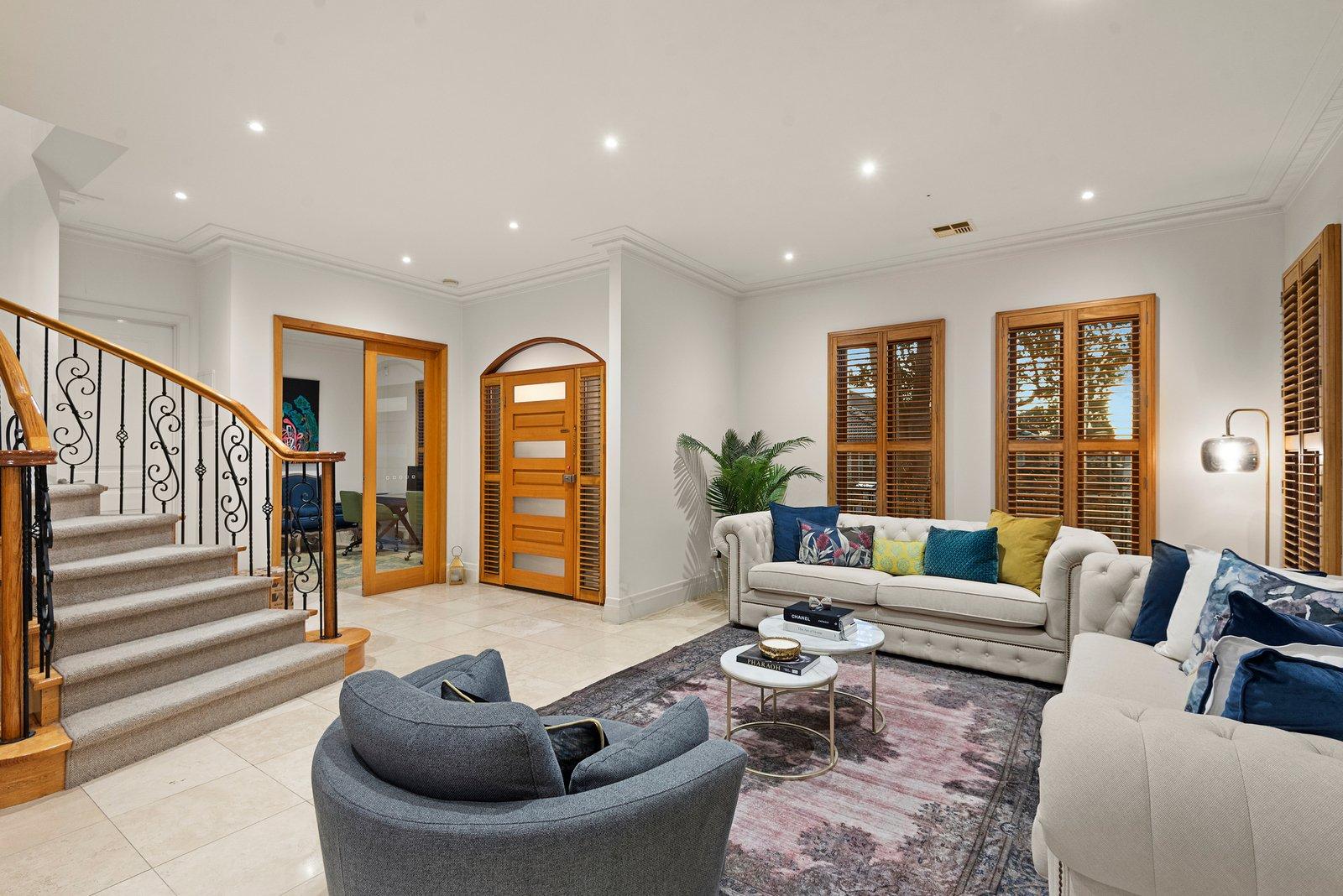 19a Severn Street, Balwyn North, 3104