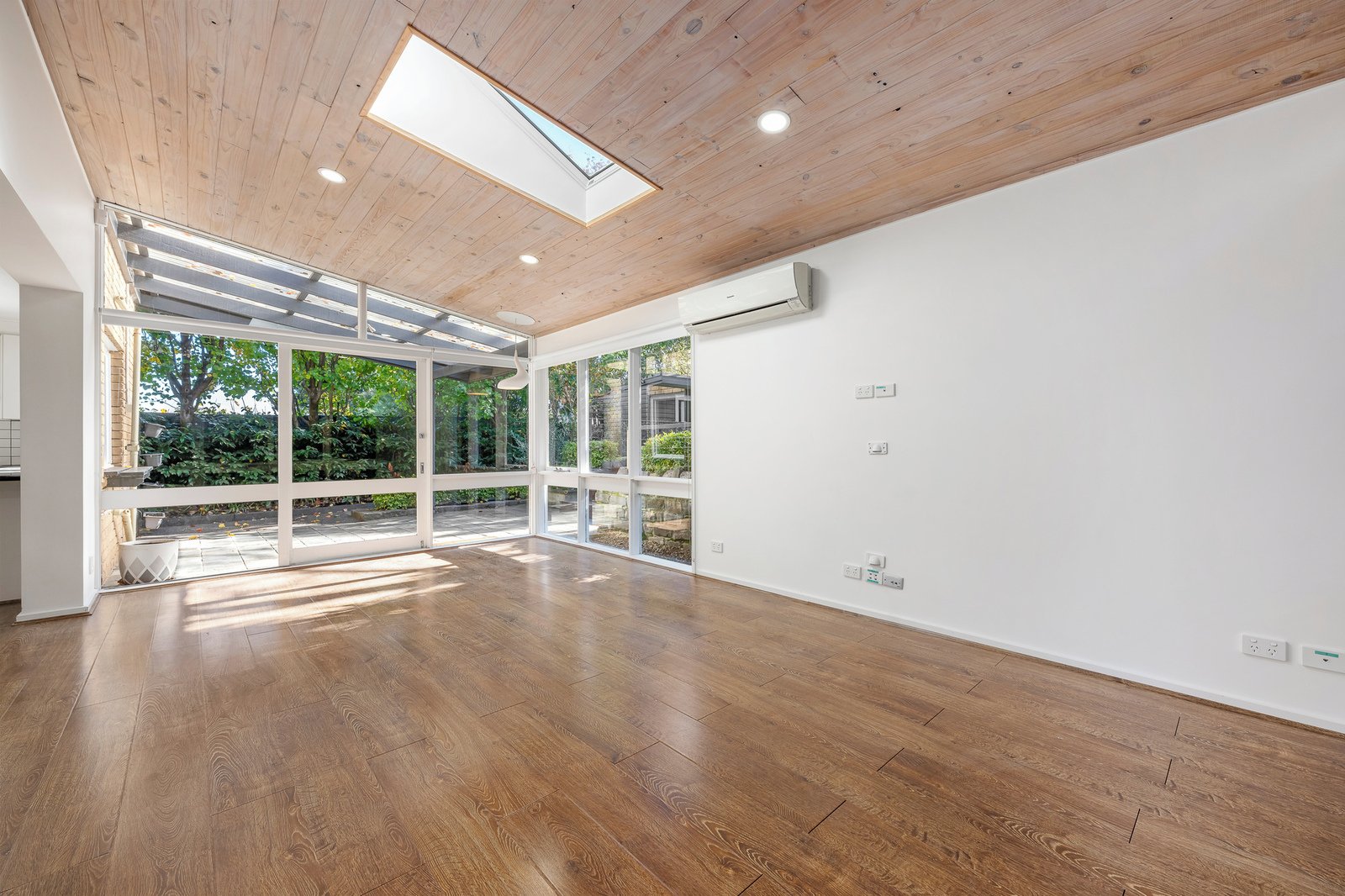 1A Crown Avenue, Camberwell, 3124