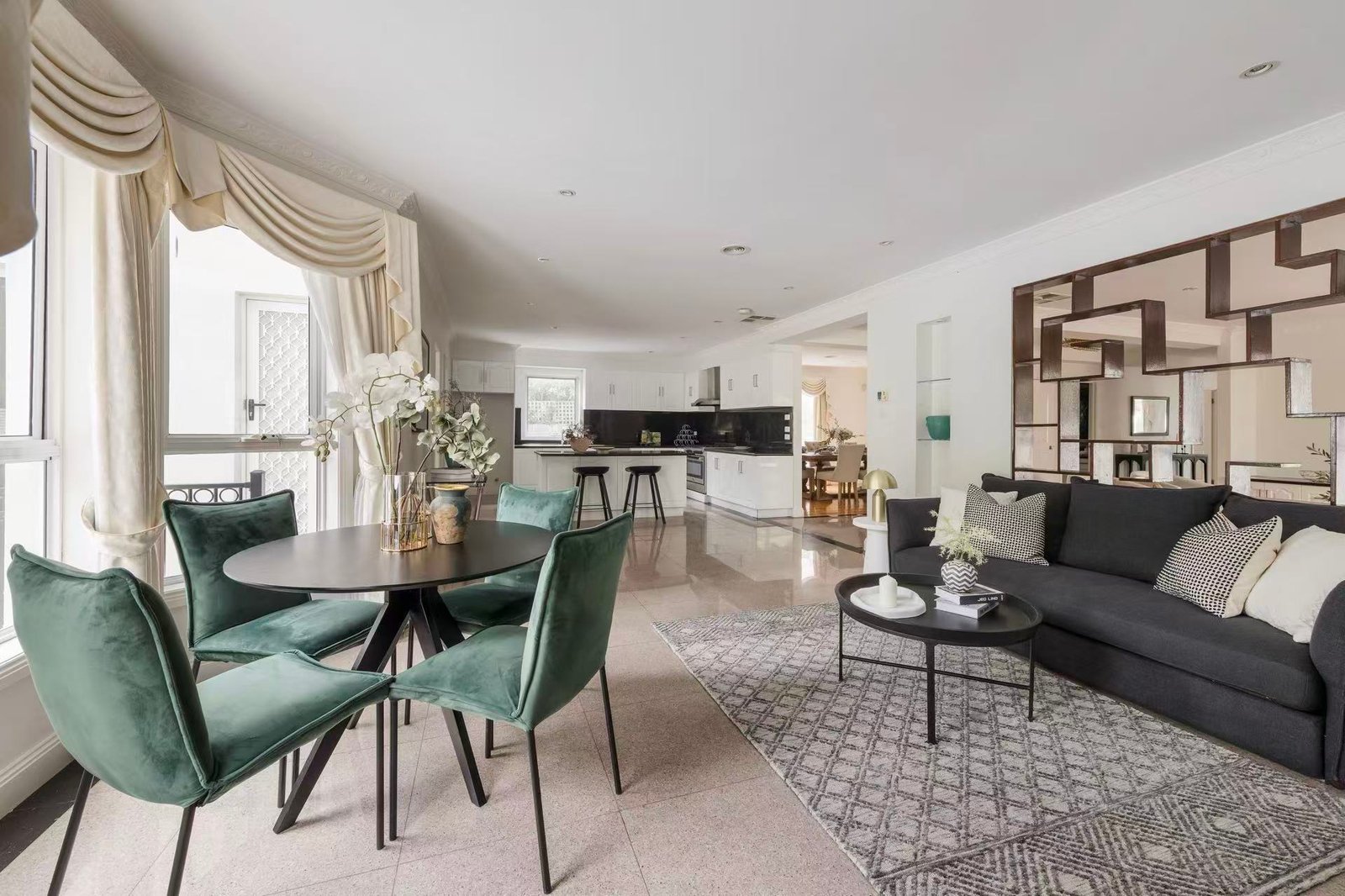 2 Monash Avenue, Balwyn, 3103
