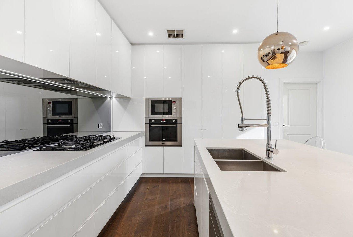 2 Mountfield Avenue, Malvern East, 3145