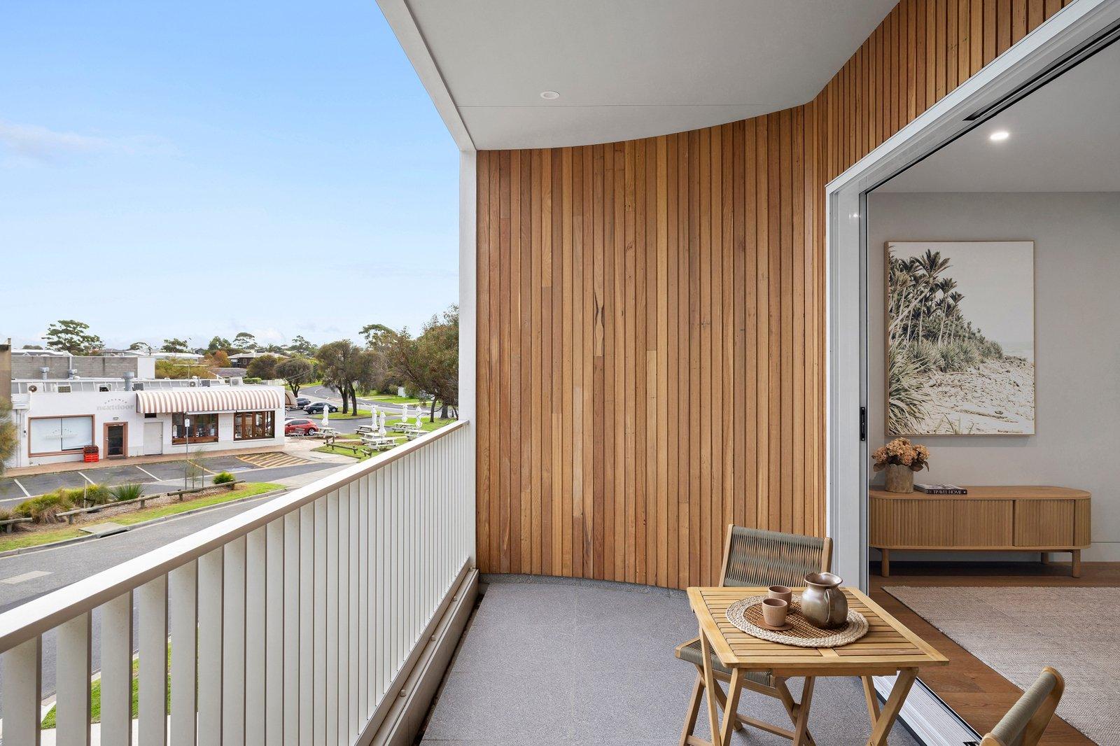 2 Hoylake Grove, Mornington, 3931