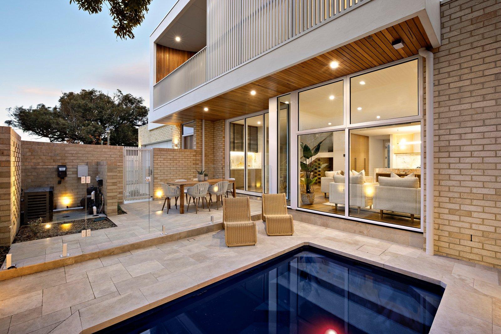 2 Hoylake Grove, Mornington, 3931