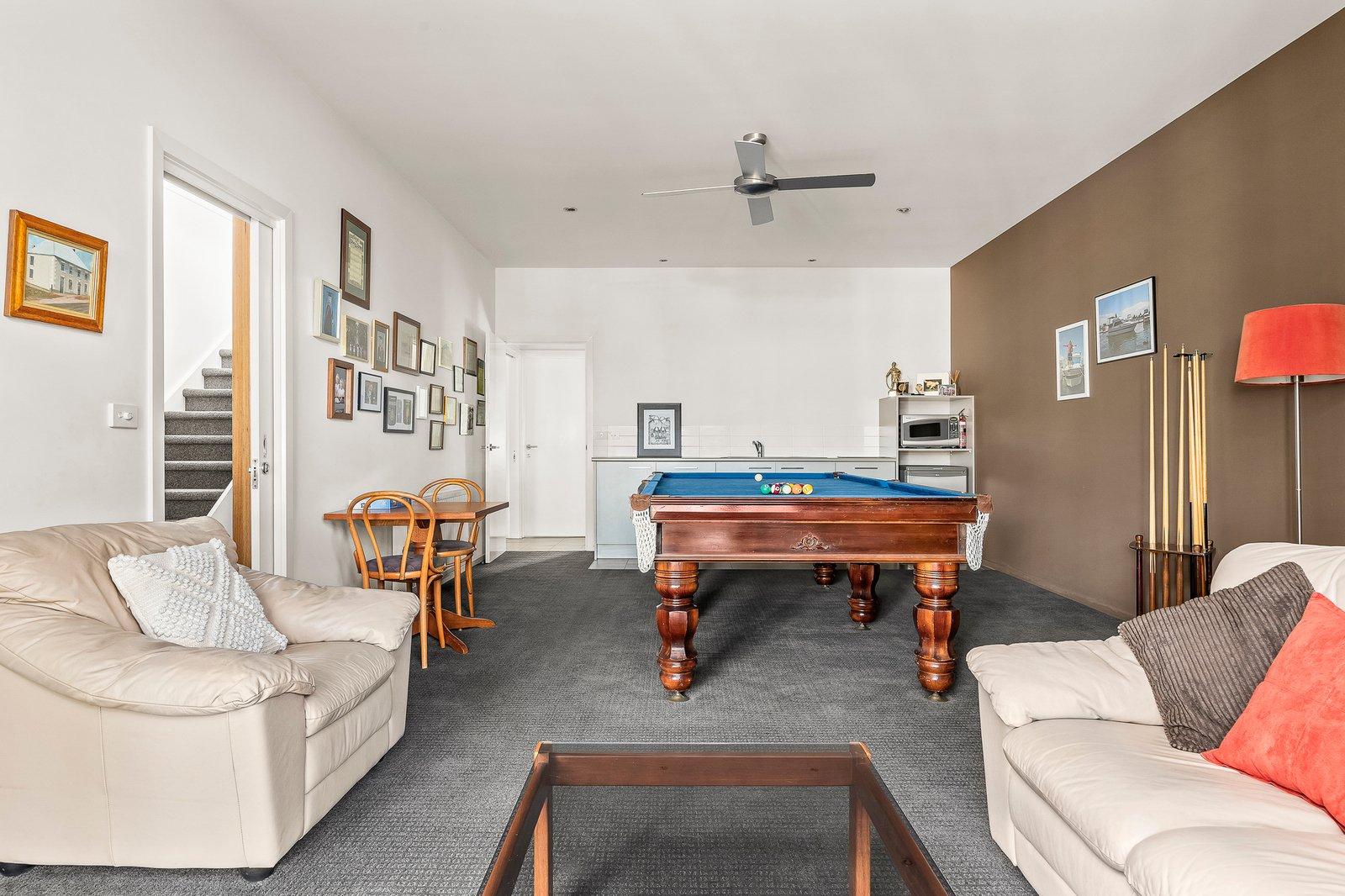 2 Peppercorn Place, Surrey Hills, 3127