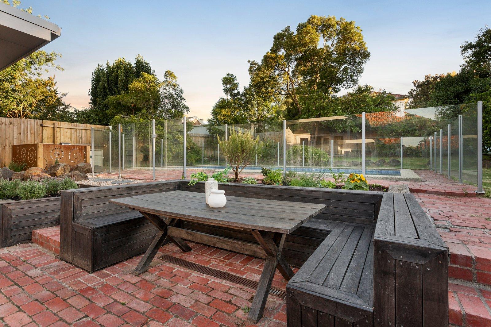 2 Shepreth Street, Surrey Hills, 3127