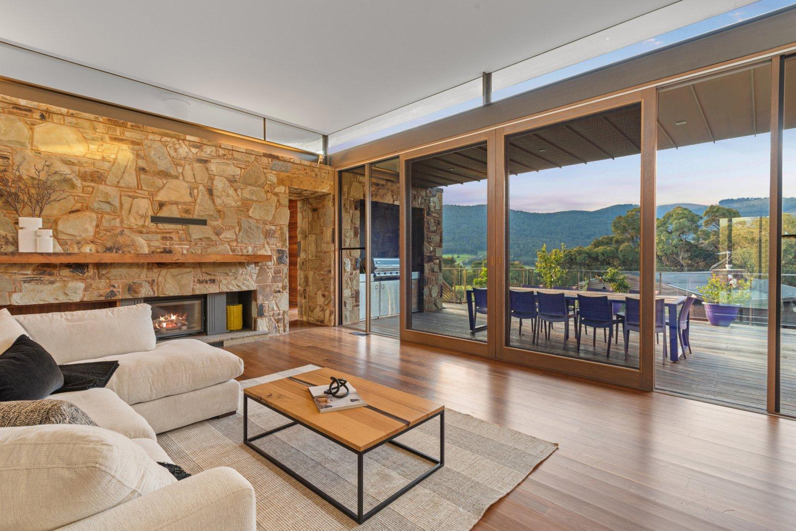 2 Tucketts Road, Mount Macedon, 3441