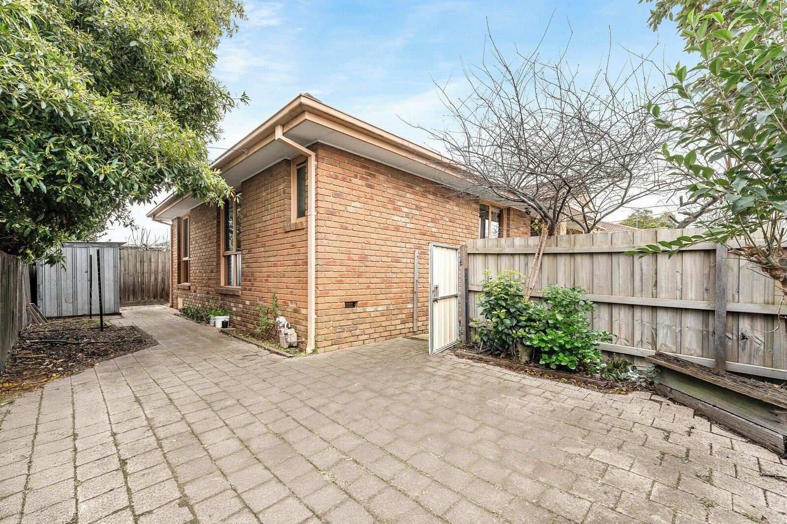 2 Terry Street, Heidelberg Heights, 3081