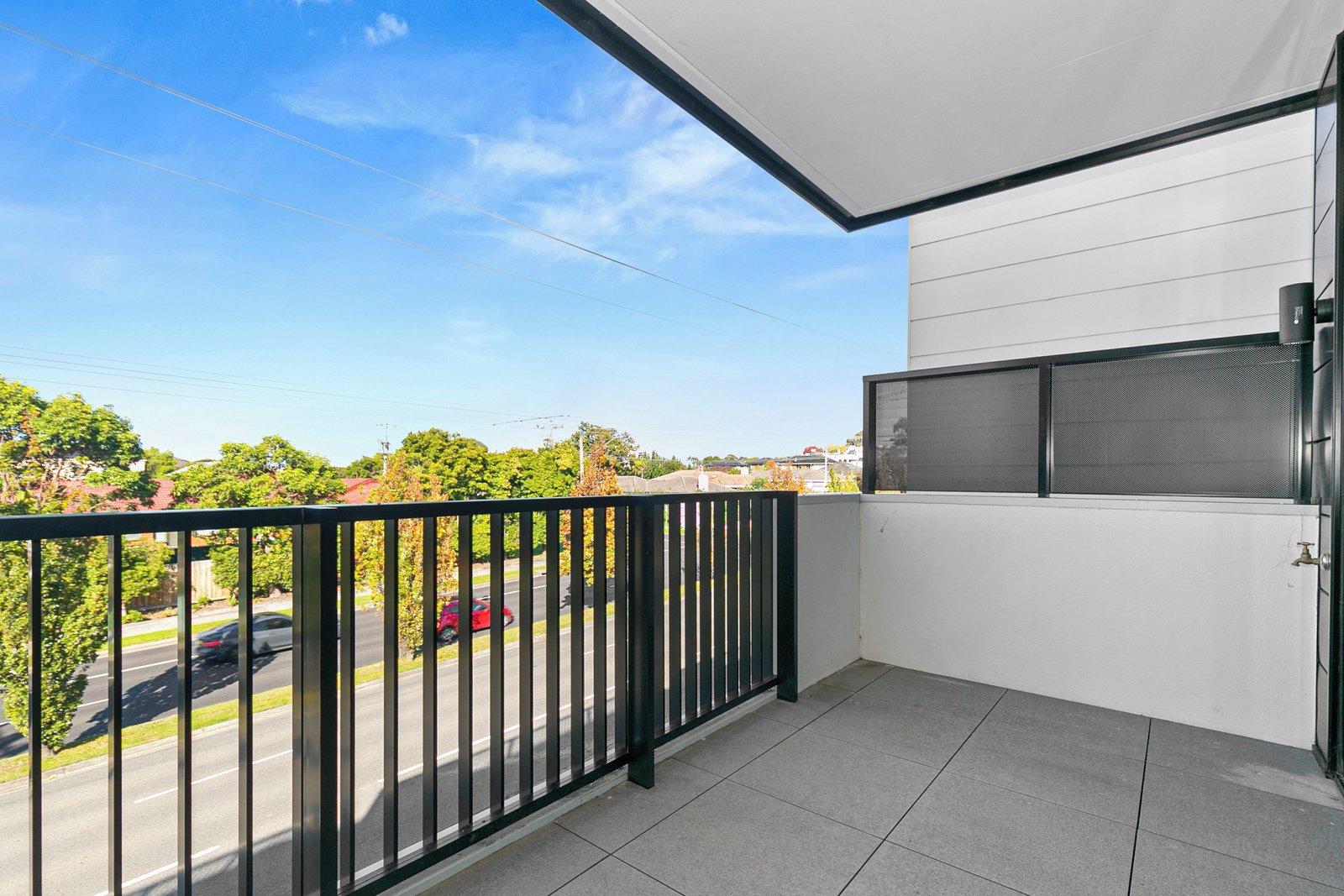 201/777 Doncaster Road, Doncaster, 3108
