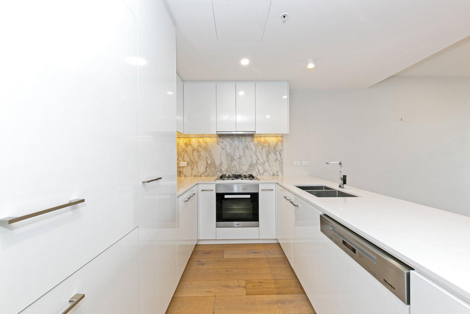 201/832 Doncaster Road, Doncaster, 3108