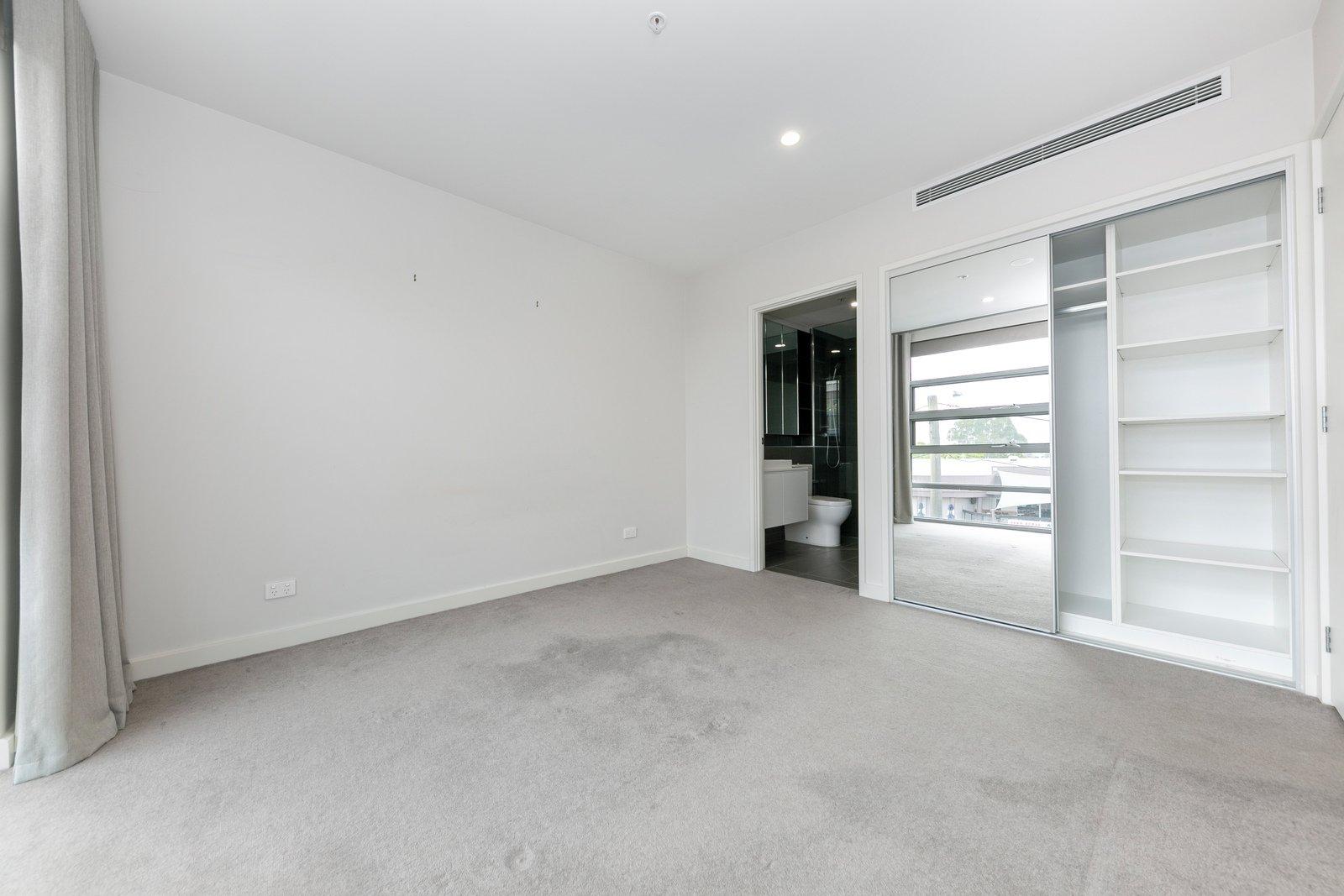 201/832 Doncaster Road, Doncaster, 3108