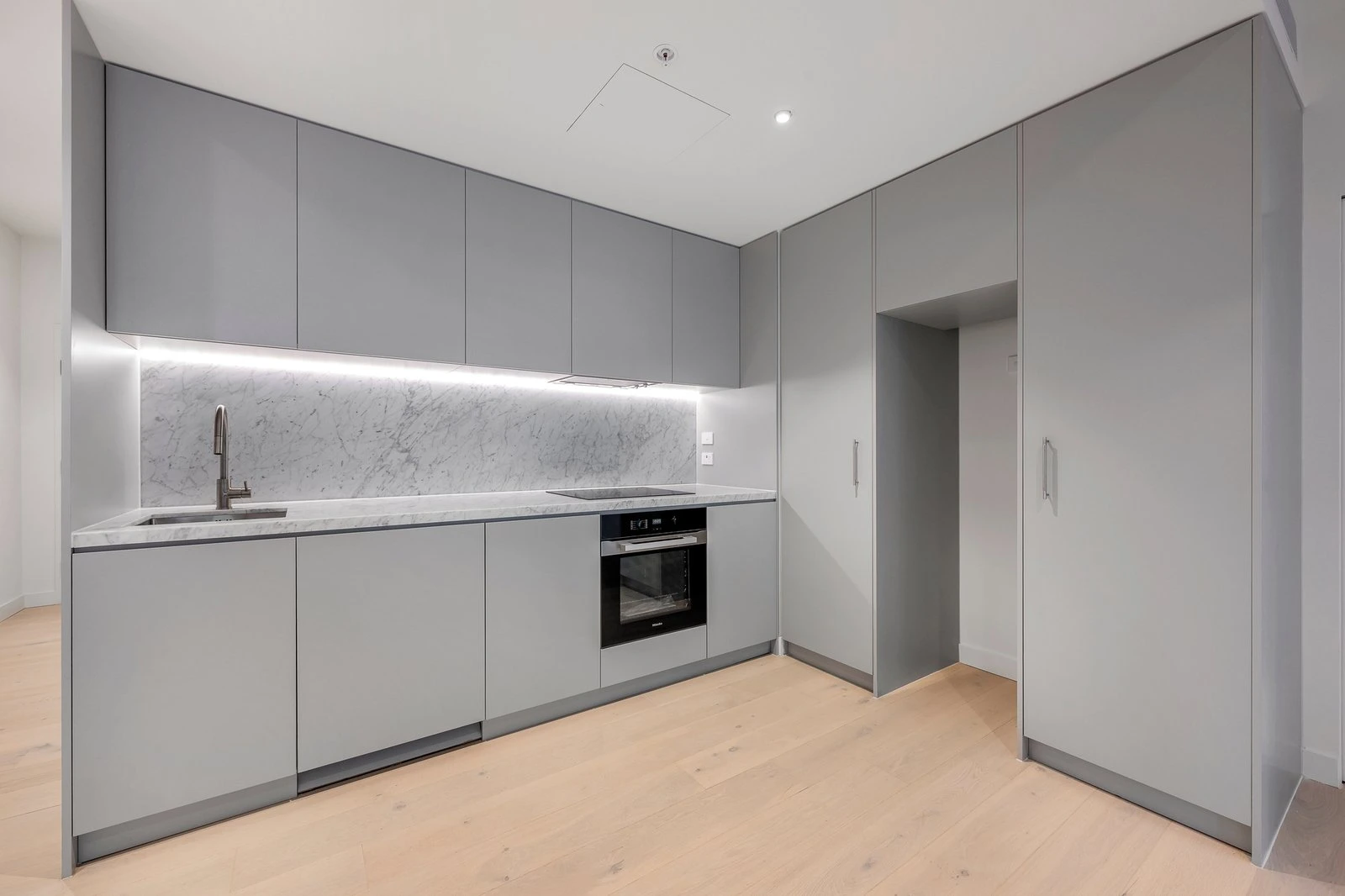201/127 Cardigan Street, Carlton, 3053