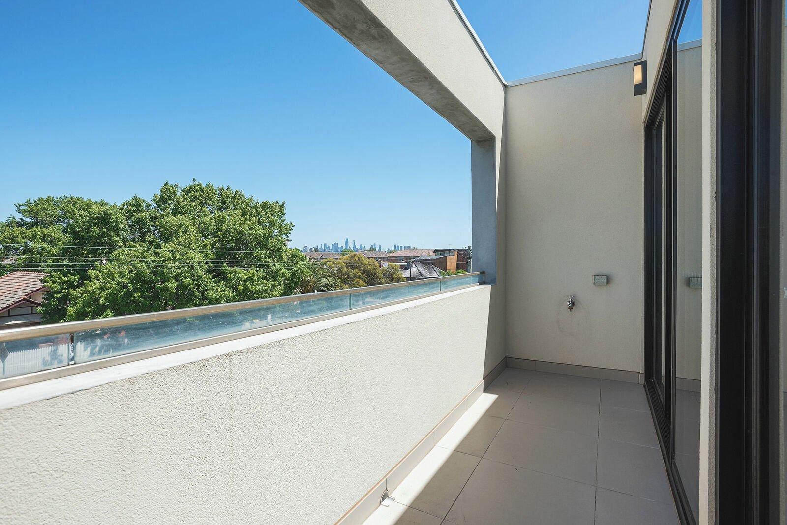 201/140 Hotham Street, St Kilda East, 3183