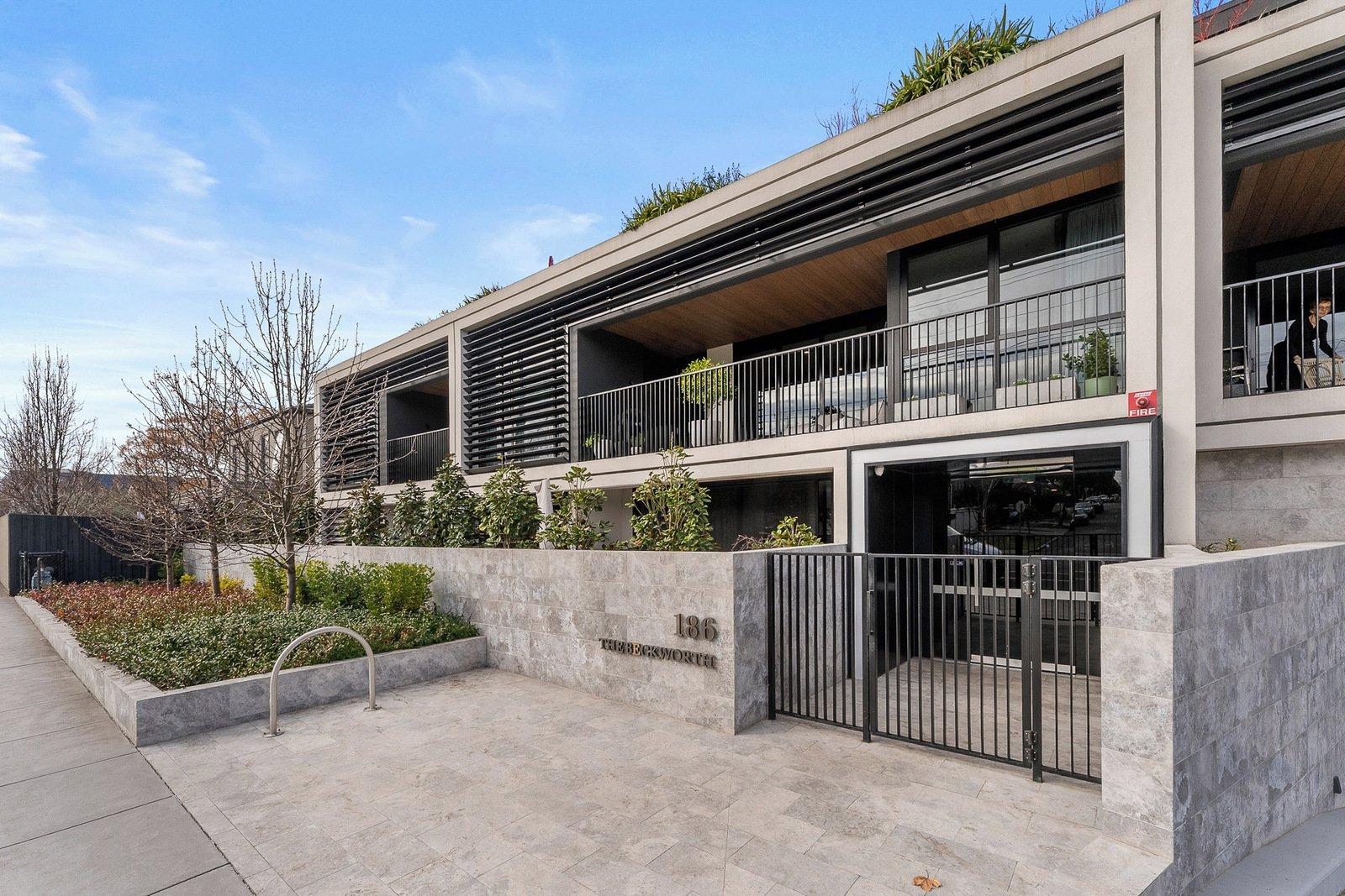 202/186 Tooronga Road, Glen Iris, 3146