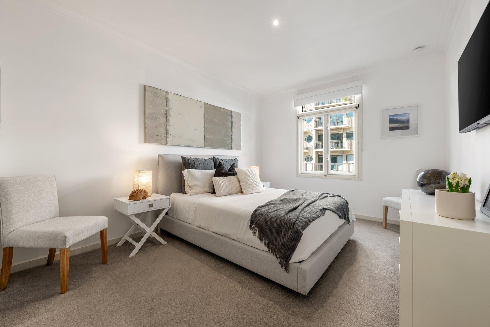 203/88 Beach Street, Port Melbourne, 3207
