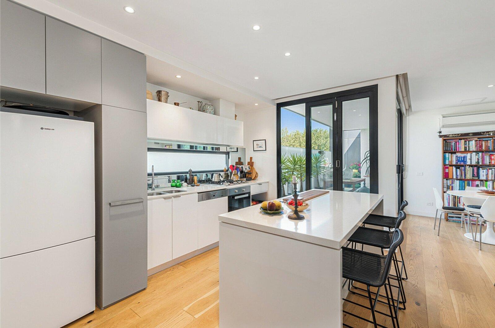 205/50 Southey Street, Elwood, 3184